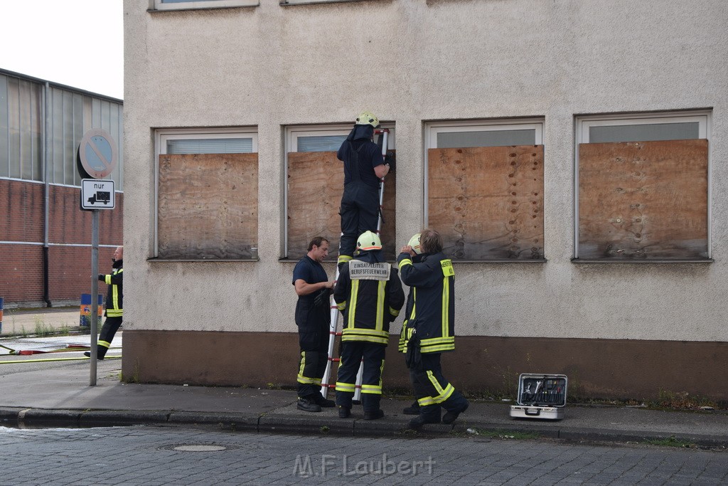 Feuer Koeln Niehl Niehler Hafen Hansakai P30.JPG - Miklos Laubert